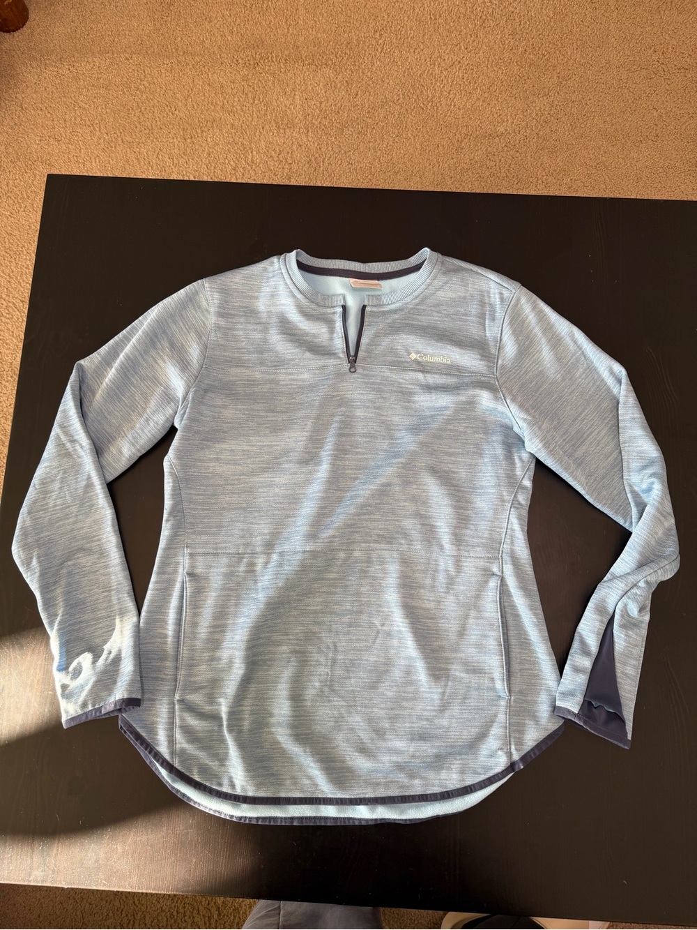 Columbia Women’s Light Blue Long-Sleeve Pullover